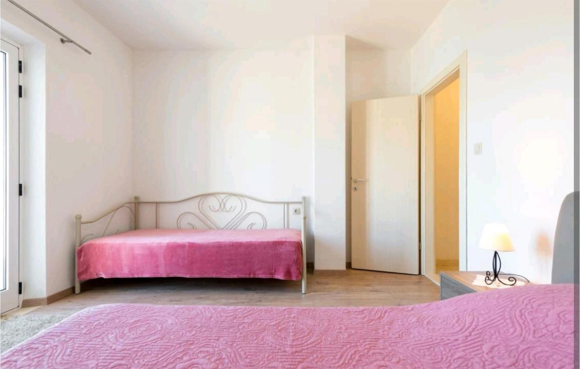Amazing Apartment In Selca With Wifi מראה חיצוני תמונה